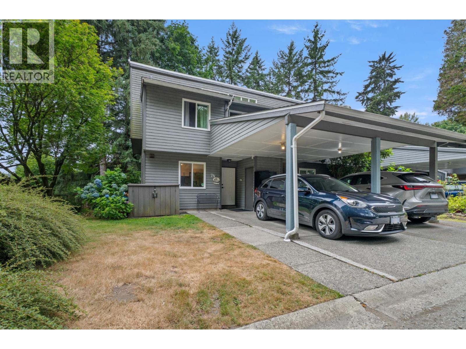 Photo 3 of 74 1240 Falcon Drive, Coquitlam BC