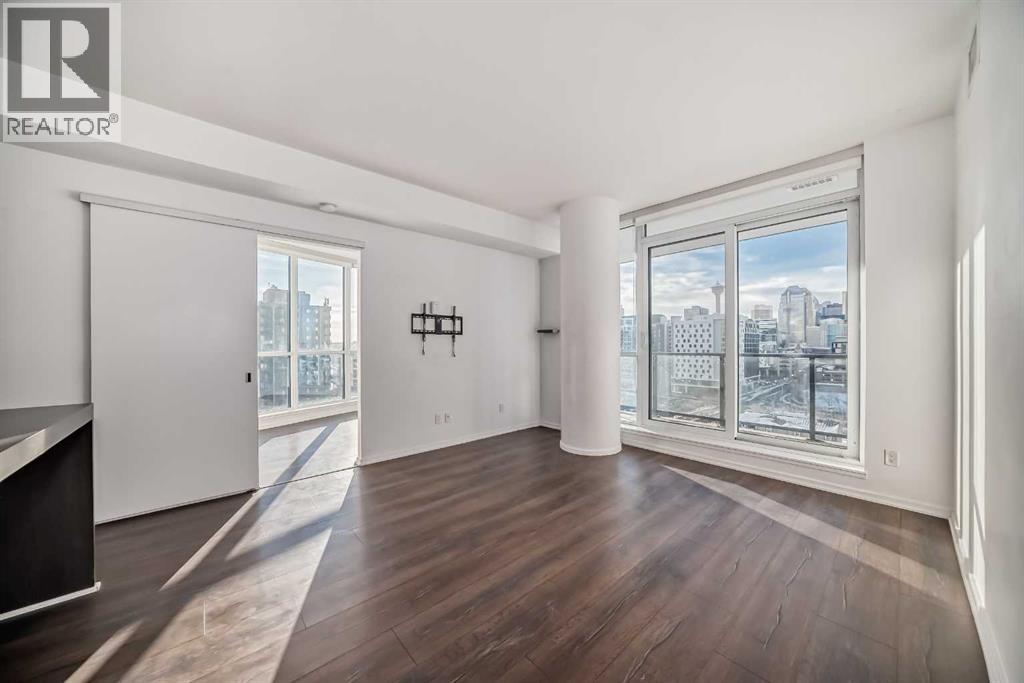 Single Family House for Sale in    Avenue SE Downtown East Village Calgary 