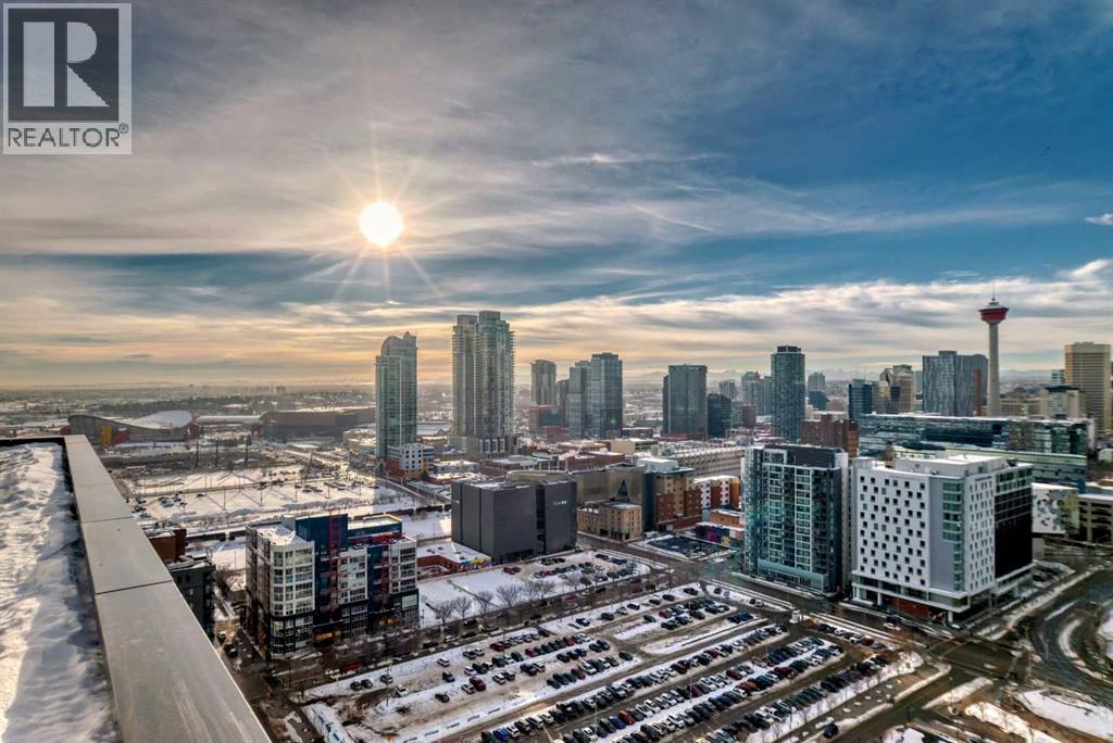 Single Family House for Sale in    Avenue SE Downtown East Village Calgary 