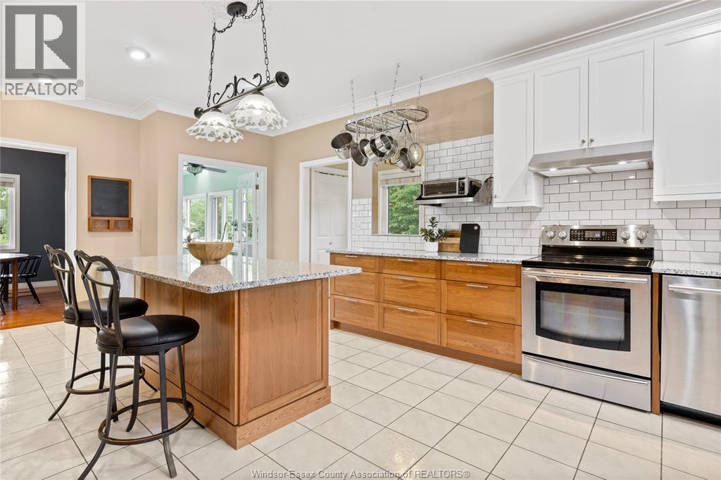 Photo 11 of 3476 Concession 3, Harrow ON
