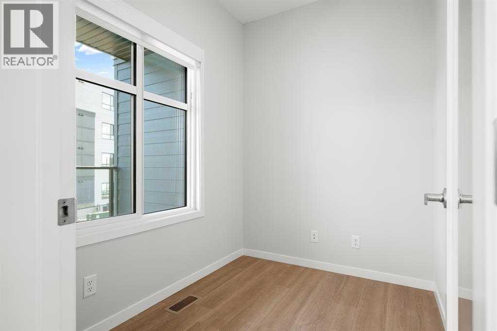 Single Family House for Sale in  Cranbrook Gardens SE Cranston Calgary 