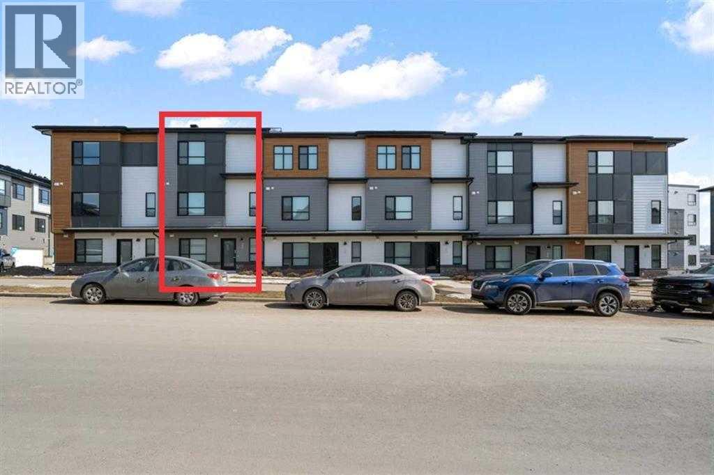 Single Family House for Sale in  Cranbrook Gardens SE Cranston Calgary 