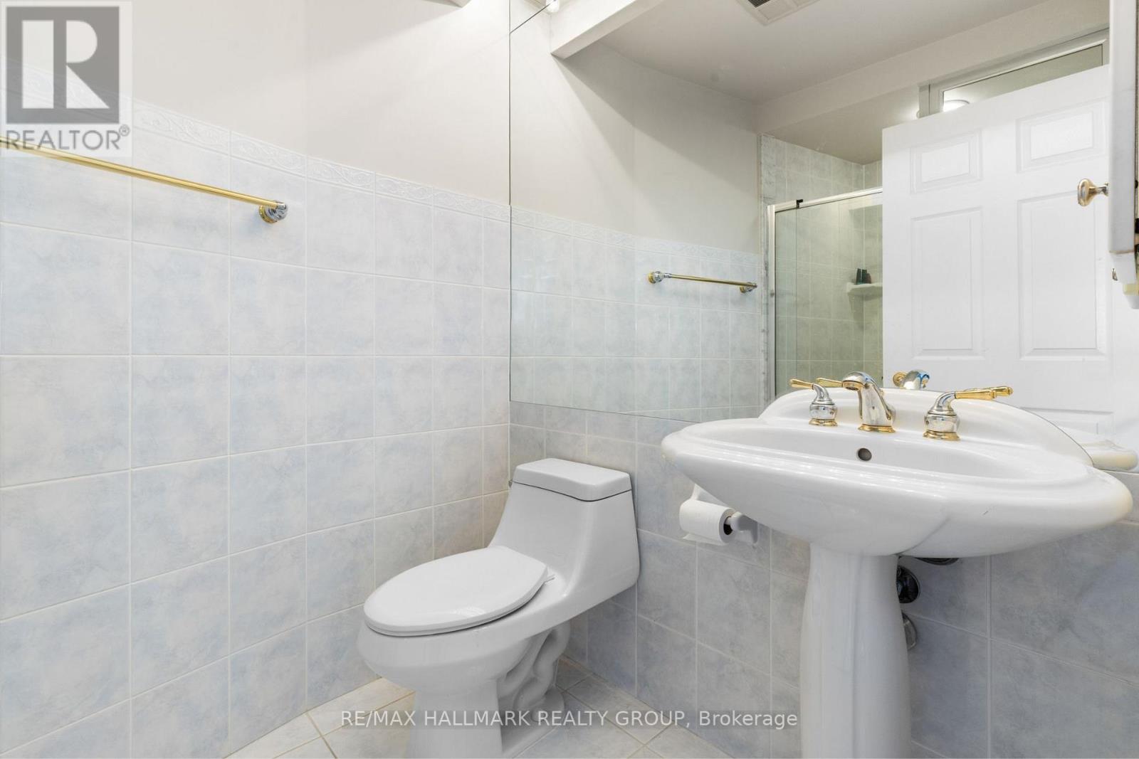 Photo 8 of 2403 1480 Riverside Drive, Ottawa ON