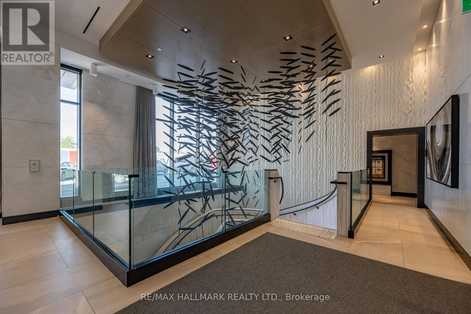 Photo 14 of 409 1 Edgewater Drive, Toronto ON