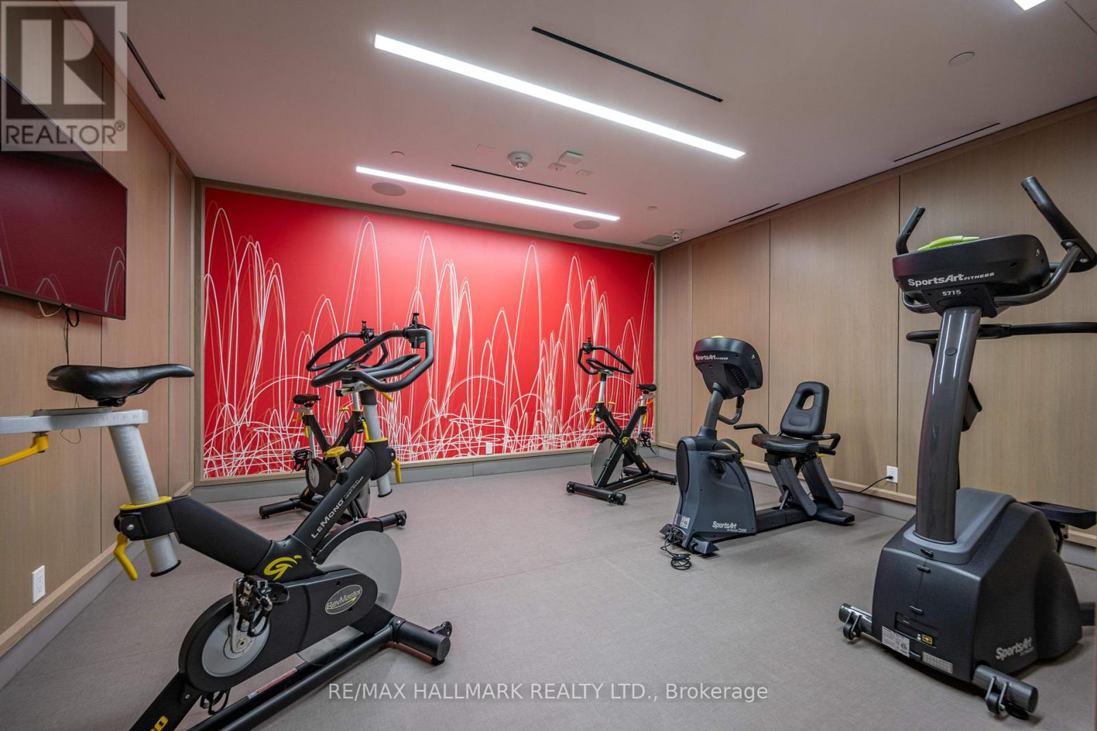 Photo 19 of 409 1 Edgewater Drive, Toronto ON