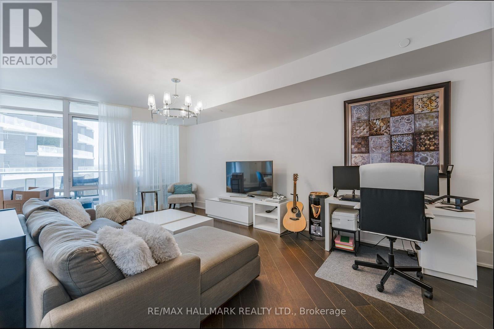 Photo 21 of 409 1 Edgewater Drive, Toronto ON