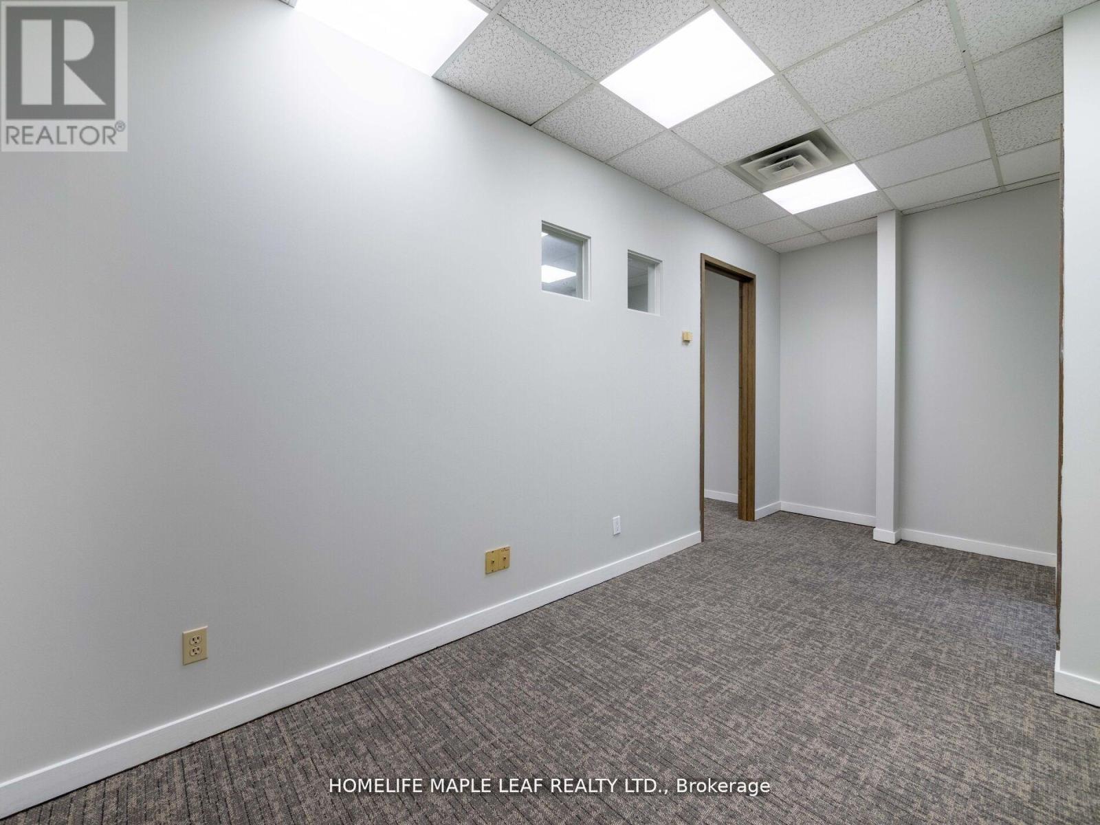 Photo 30 of 219 1033 Bay Street, Toronto ON