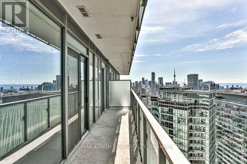 Photo 14 of 5004 50 Charles Street E, Toronto ON