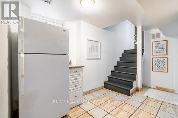 Photo 14 of Lower 736 Woodbine Avenue, Toronto ON