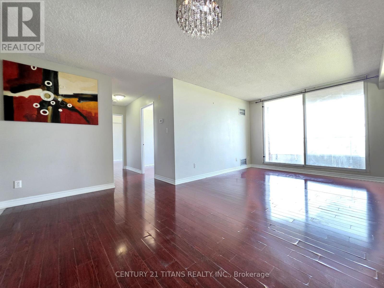 Photo 12 of 716 480 Mclevin Avenue, Toronto ON