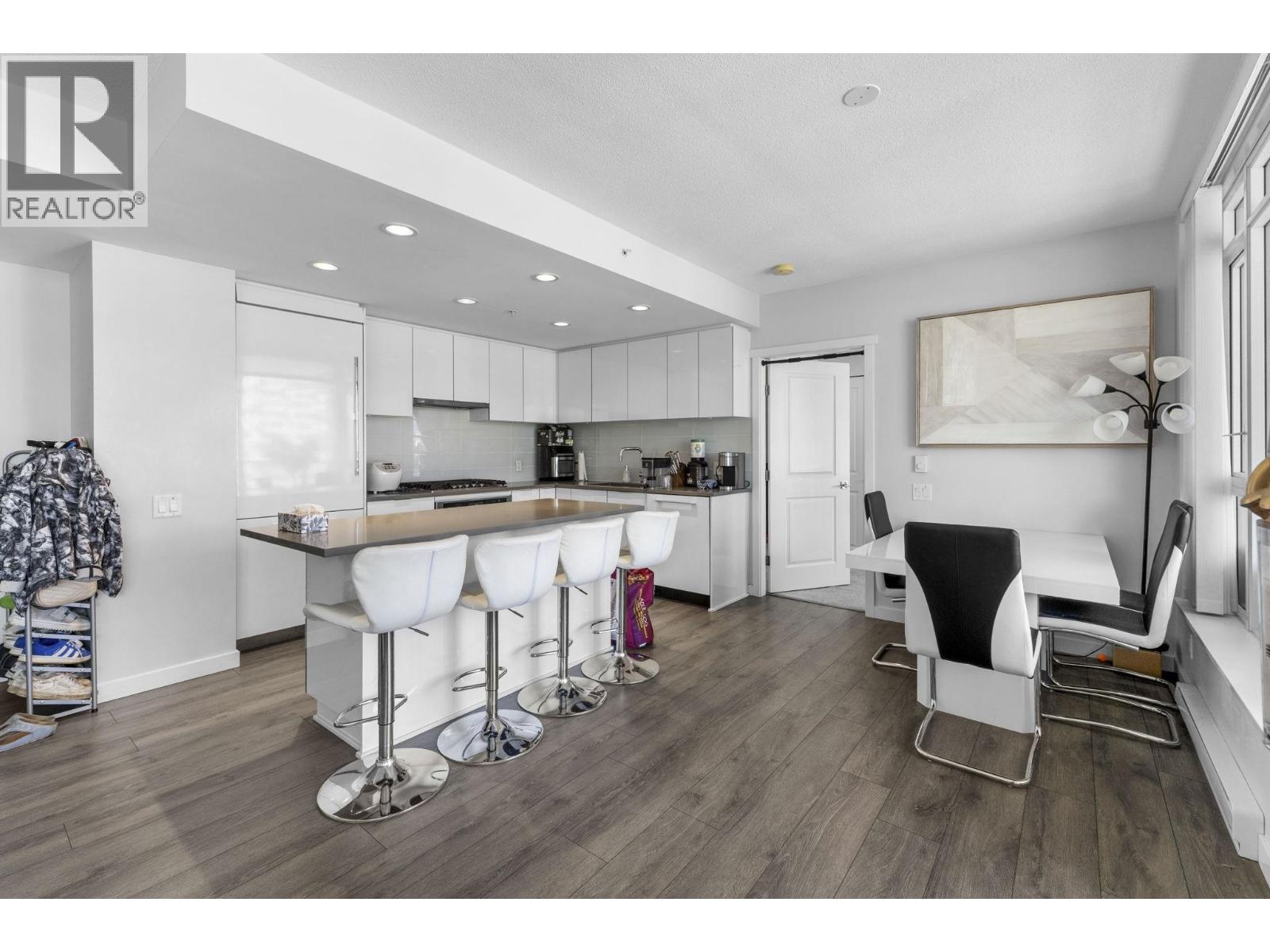 Photo 9 of 1607 2388 Madison Avenue, Burnaby BC