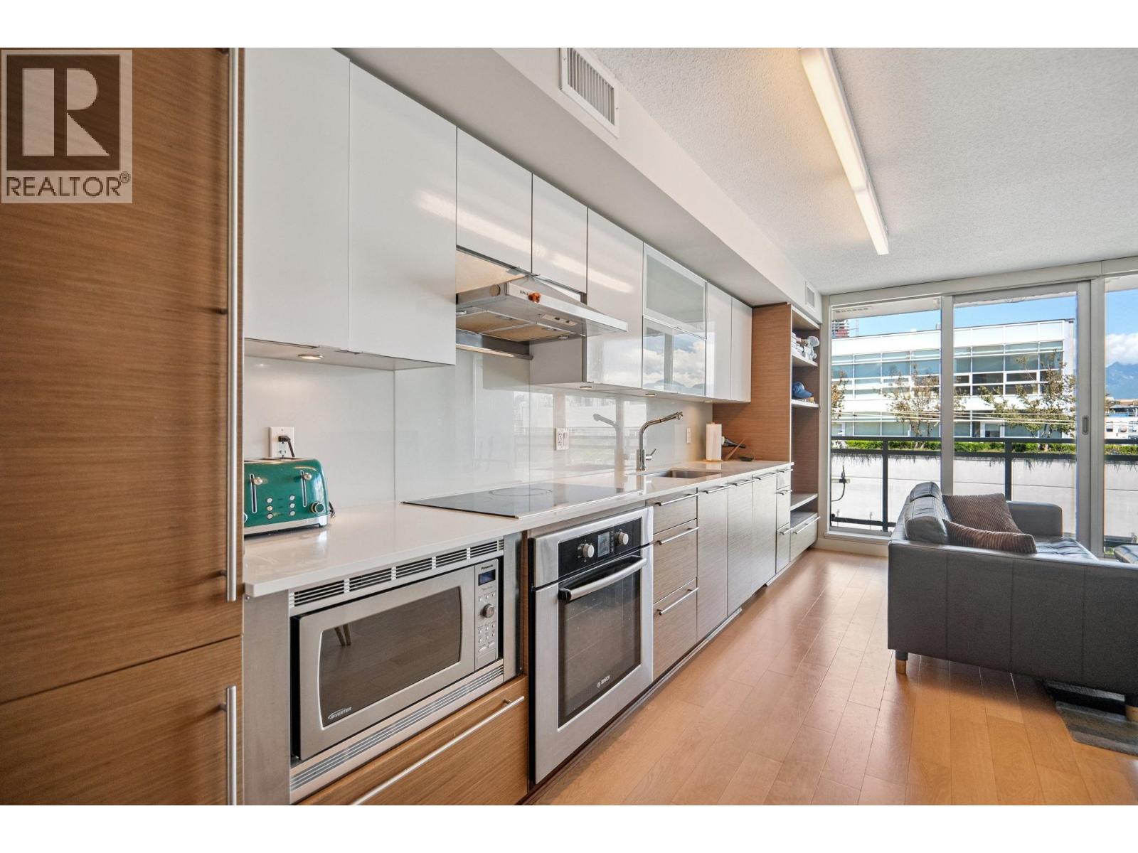 Photo 2 of 416 1635 West 3rd Avenue, Vancouver BC