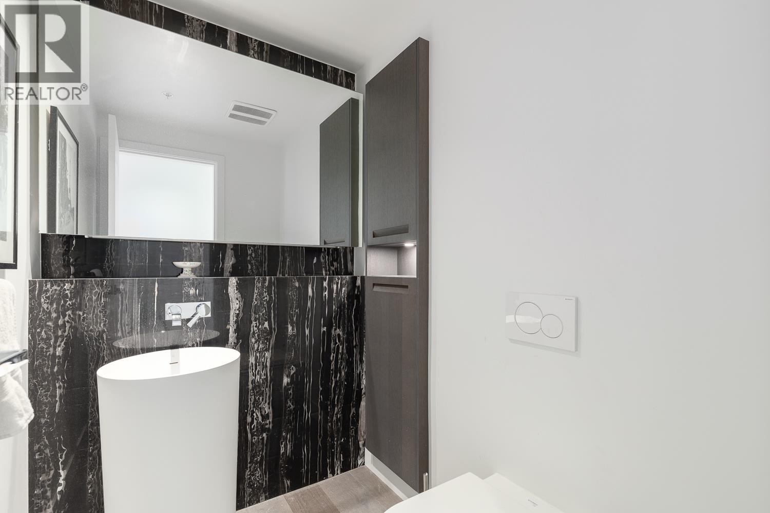 Photo 26 of 501 2102 W 48th Avenue, Vancouver BC