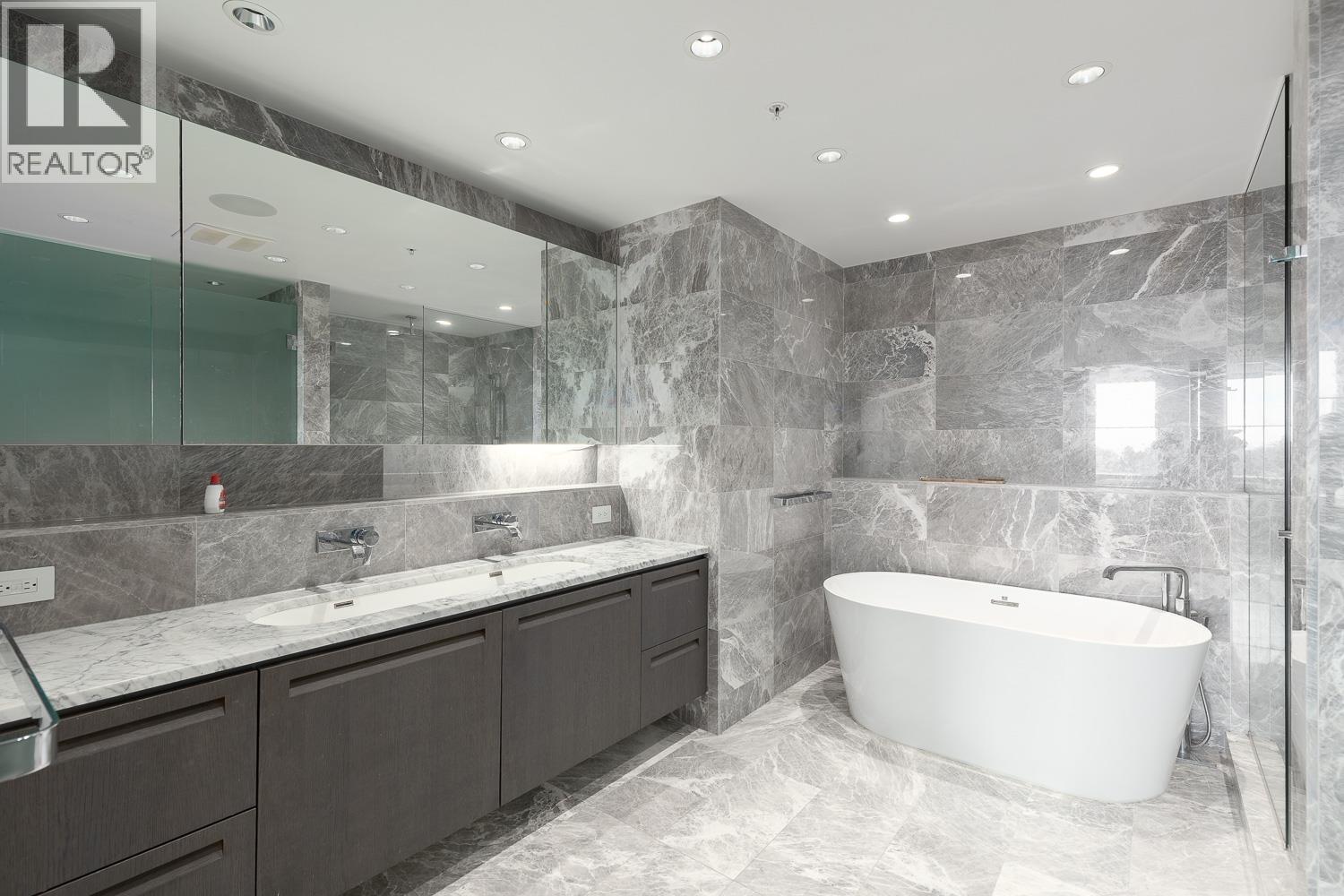 Photo 24 of 501 2102 W 48th Avenue, Vancouver BC