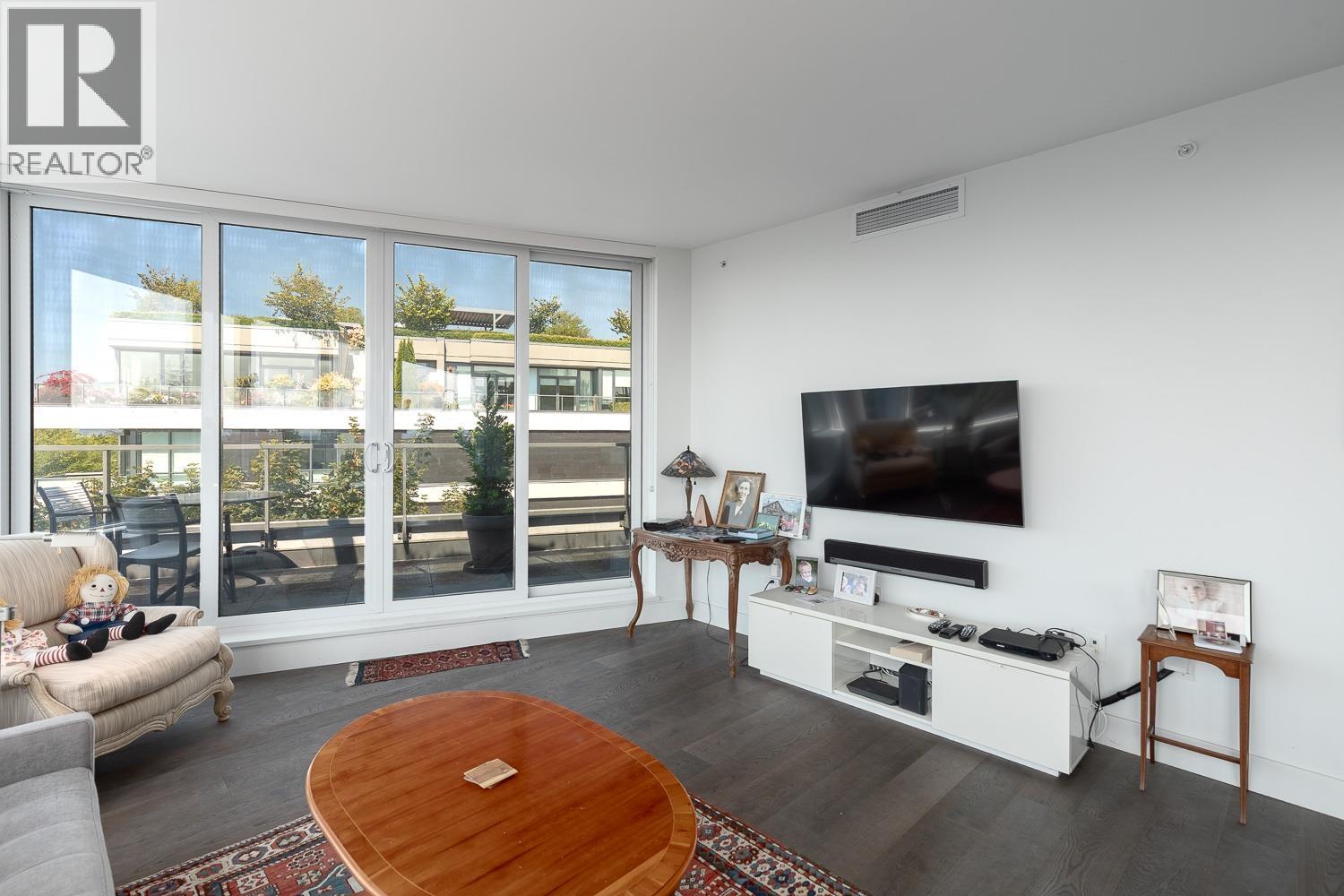Photo 6 of 501 2102 W 48th Avenue, Vancouver BC