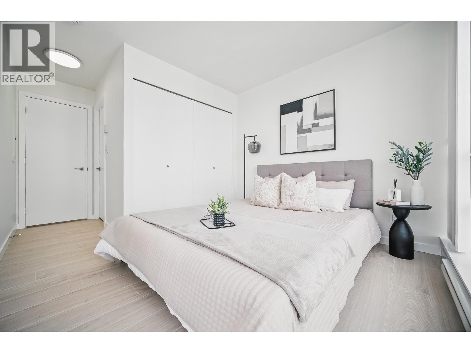 Photo 17 of 1504 3111 Corvette Way, Richmond BC