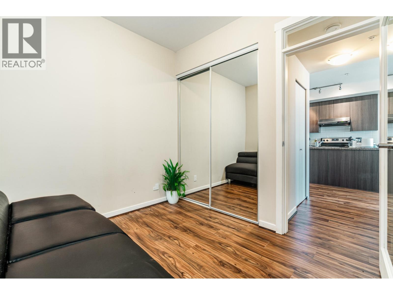 Photo 1 of 795 4133 Stolberg Street, Richmond BC
