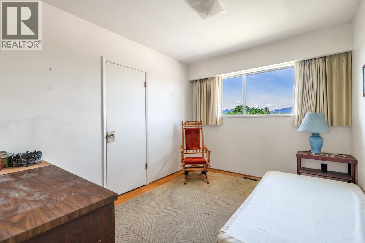 Photo 19 of 4971 Buxton Street, Burnaby BC