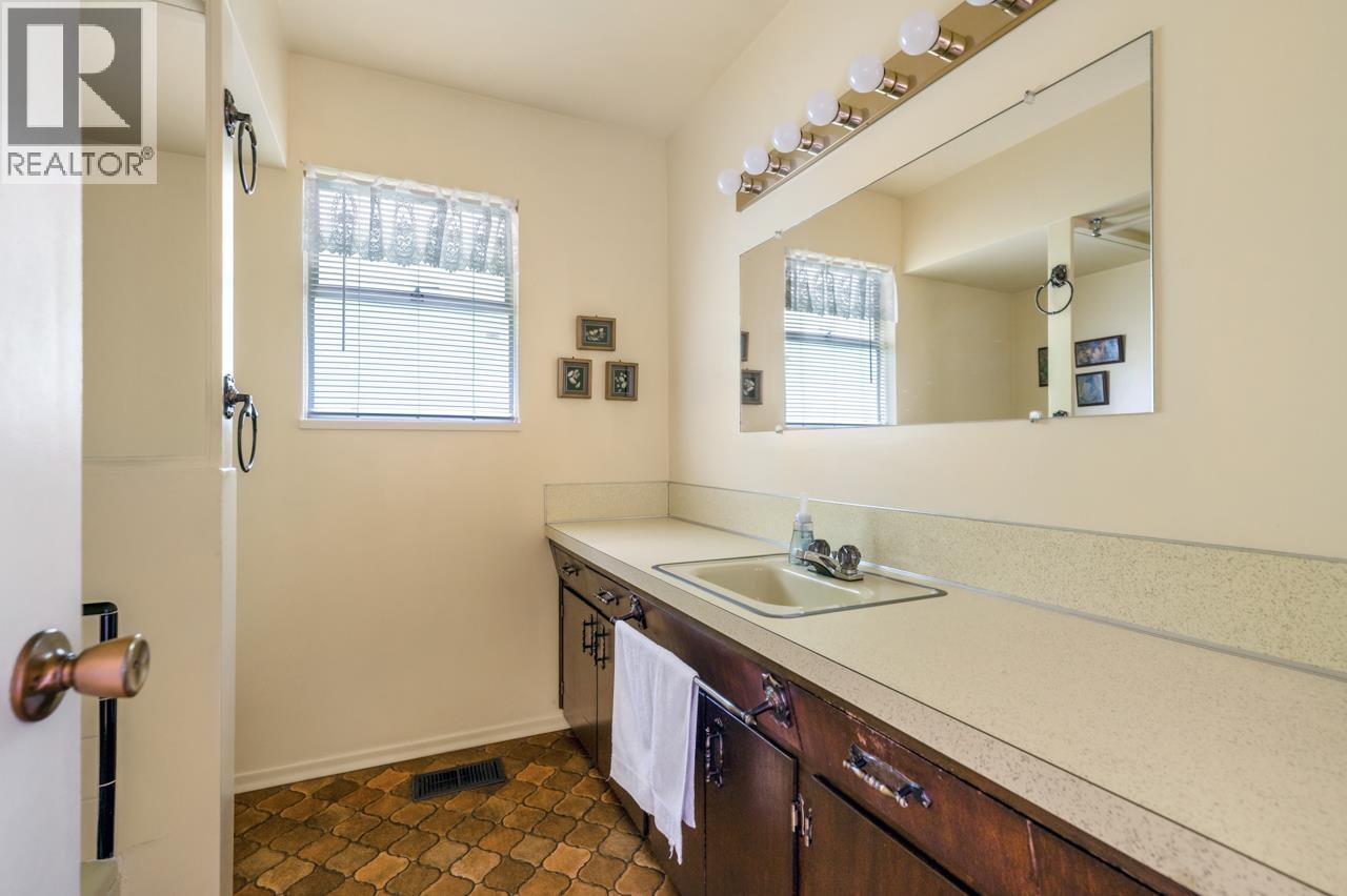 Photo 20 of 4971 Buxton Street, Burnaby BC