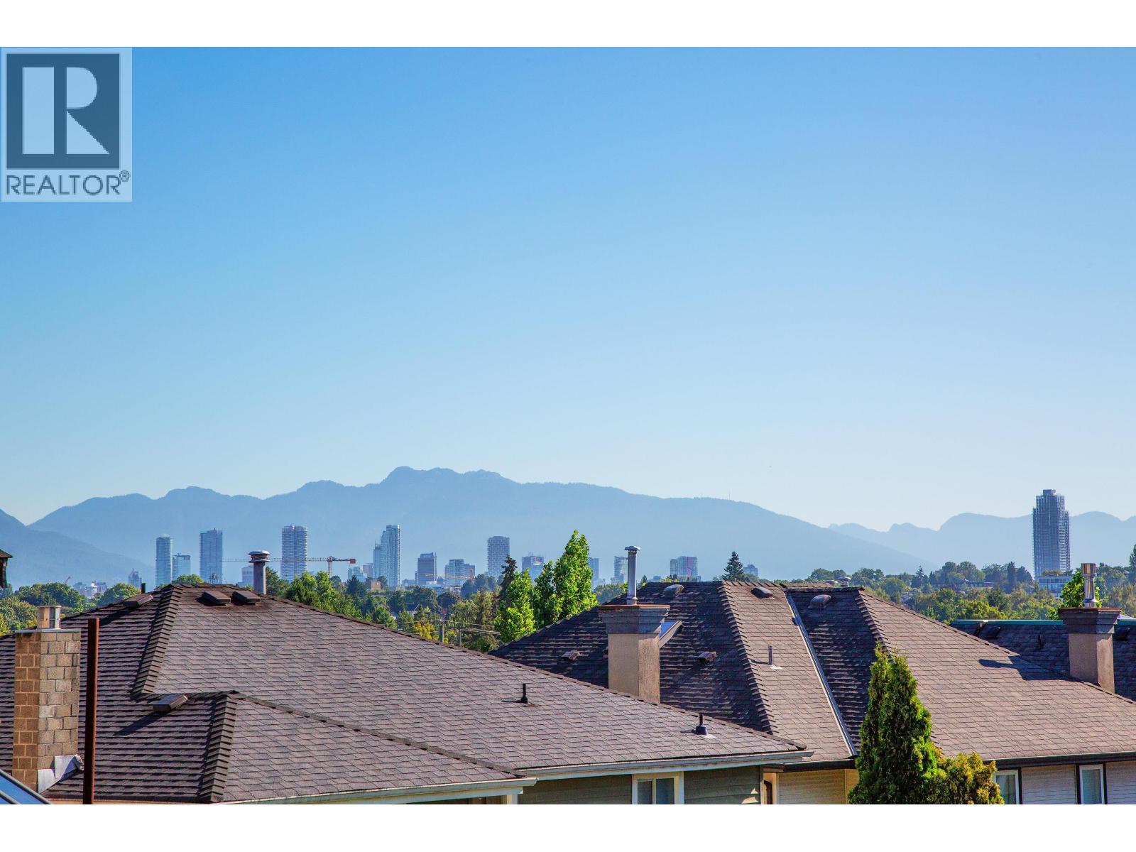 Photo 1 of 2929 W 24th Avenue, Vancouver BC