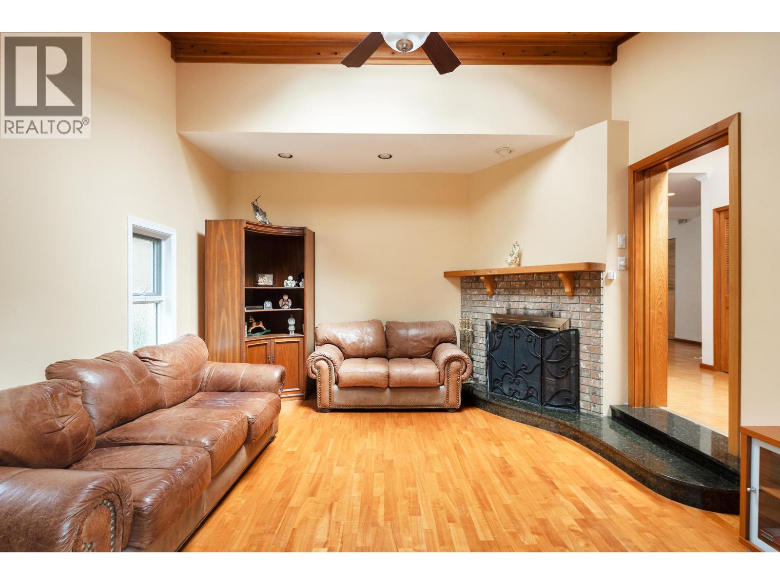 Photo 15 of 2929 W 24th Avenue, Vancouver BC