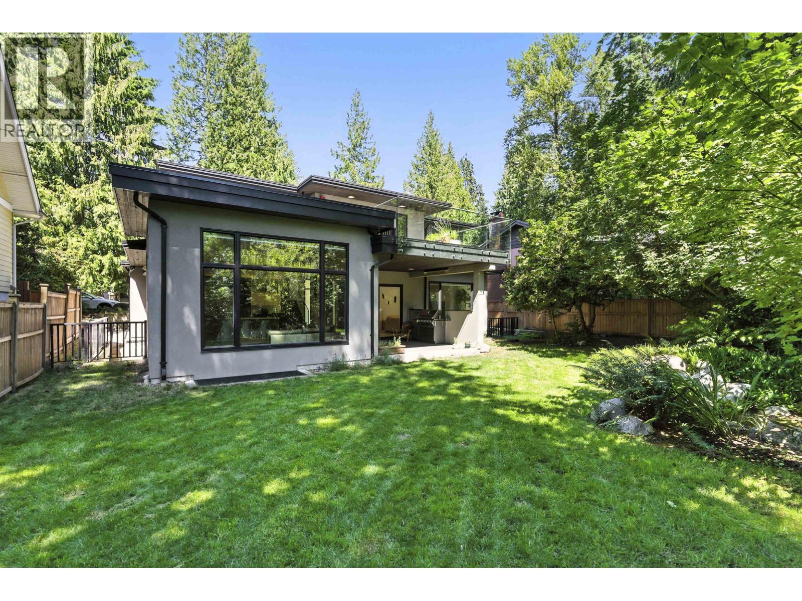 1891 BURRILL AVENUE, North Vancouver