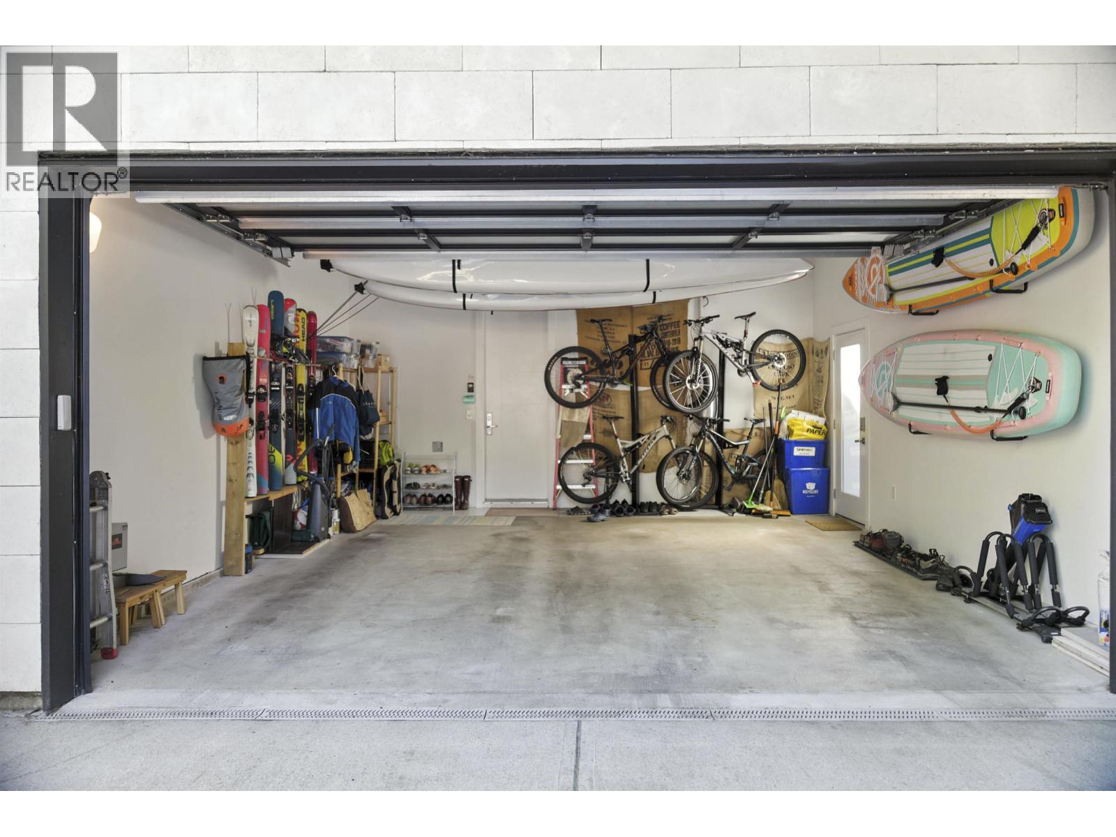 1891 BURRILL AVENUE, North Vancouver