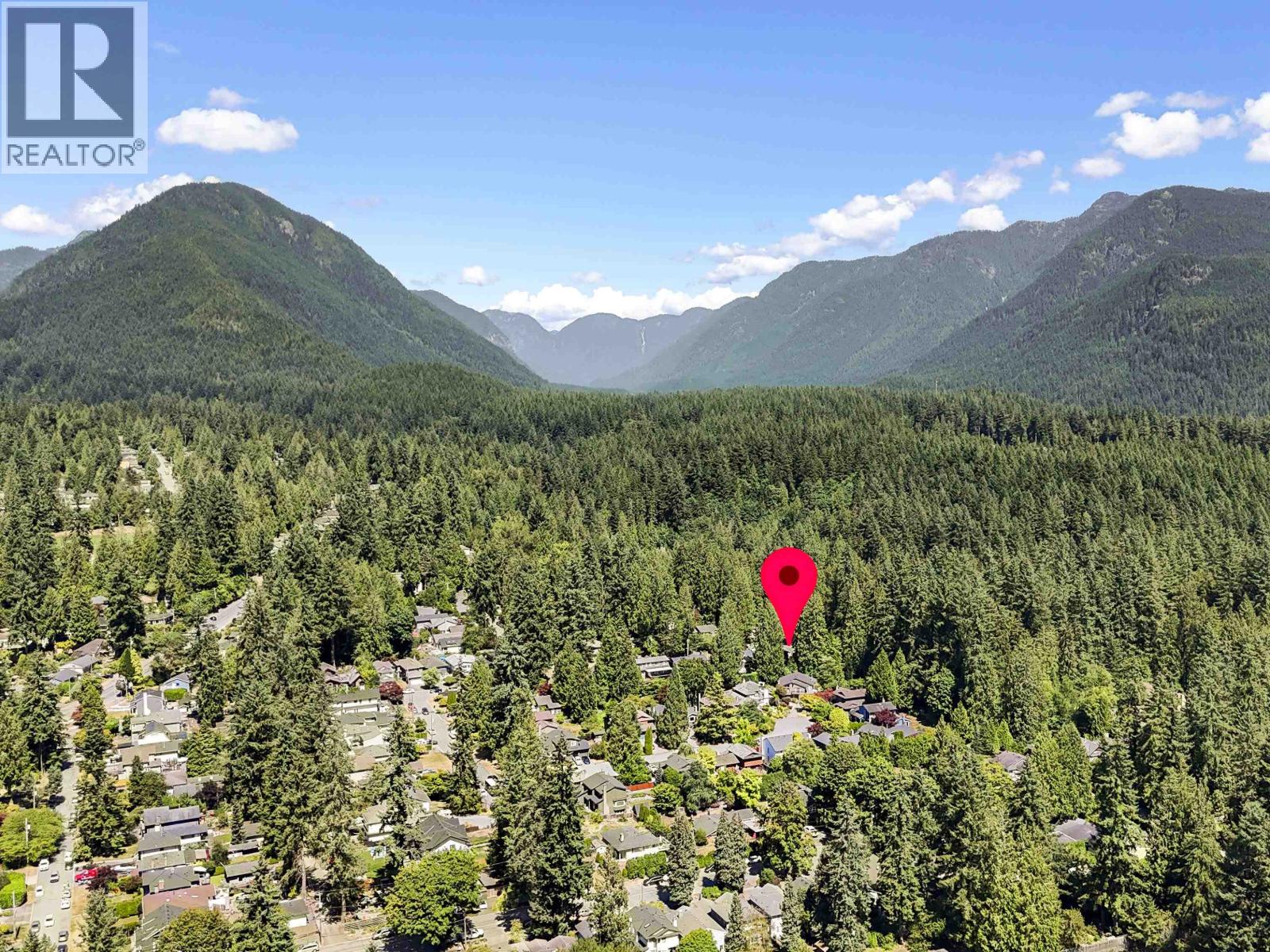 1891 BURRILL AVENUE, North Vancouver