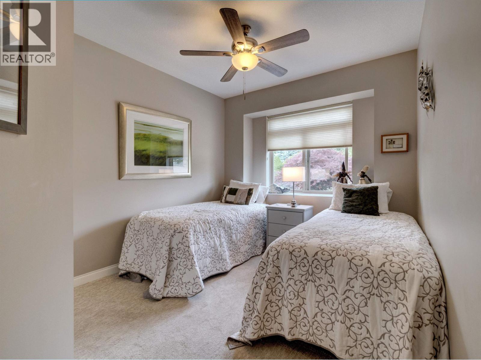 6338 BAILLIE ROAD, Sechelt