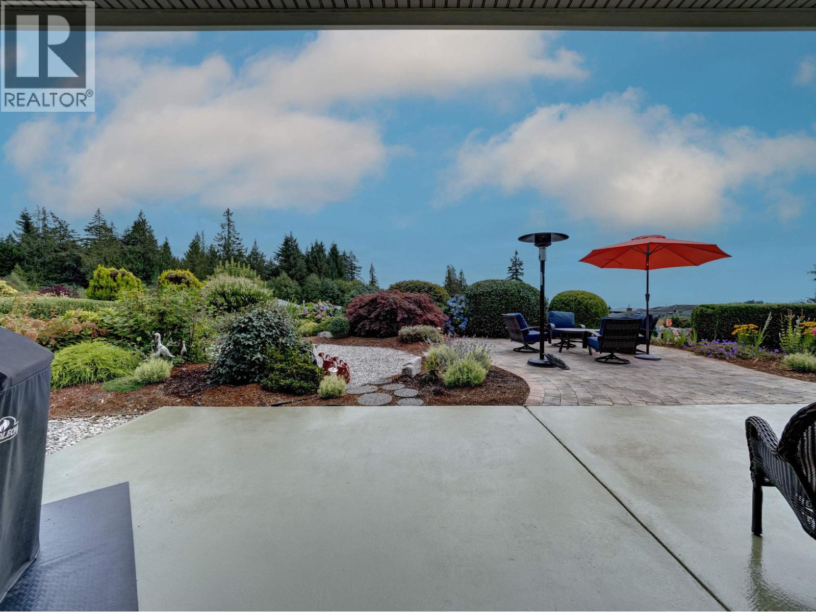 6338 BAILLIE ROAD, Sechelt