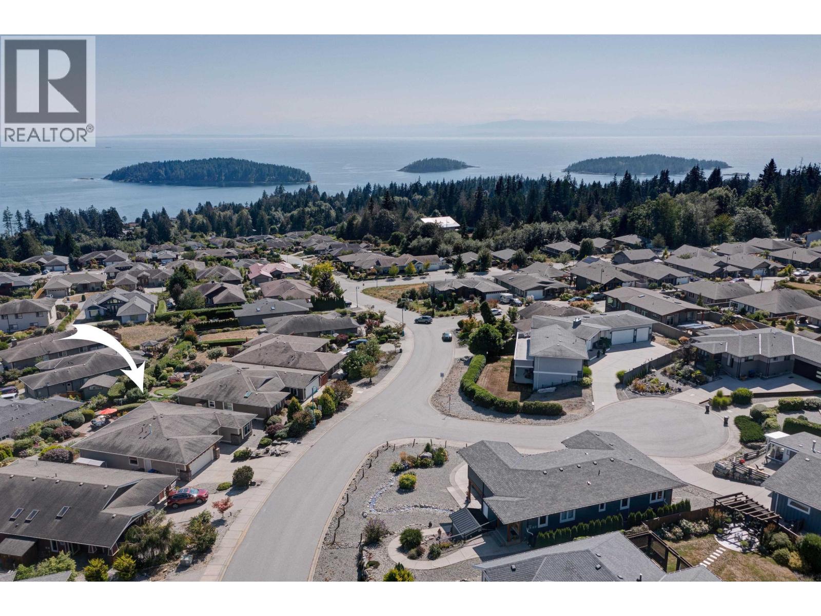 6338 BAILLIE ROAD, Sechelt