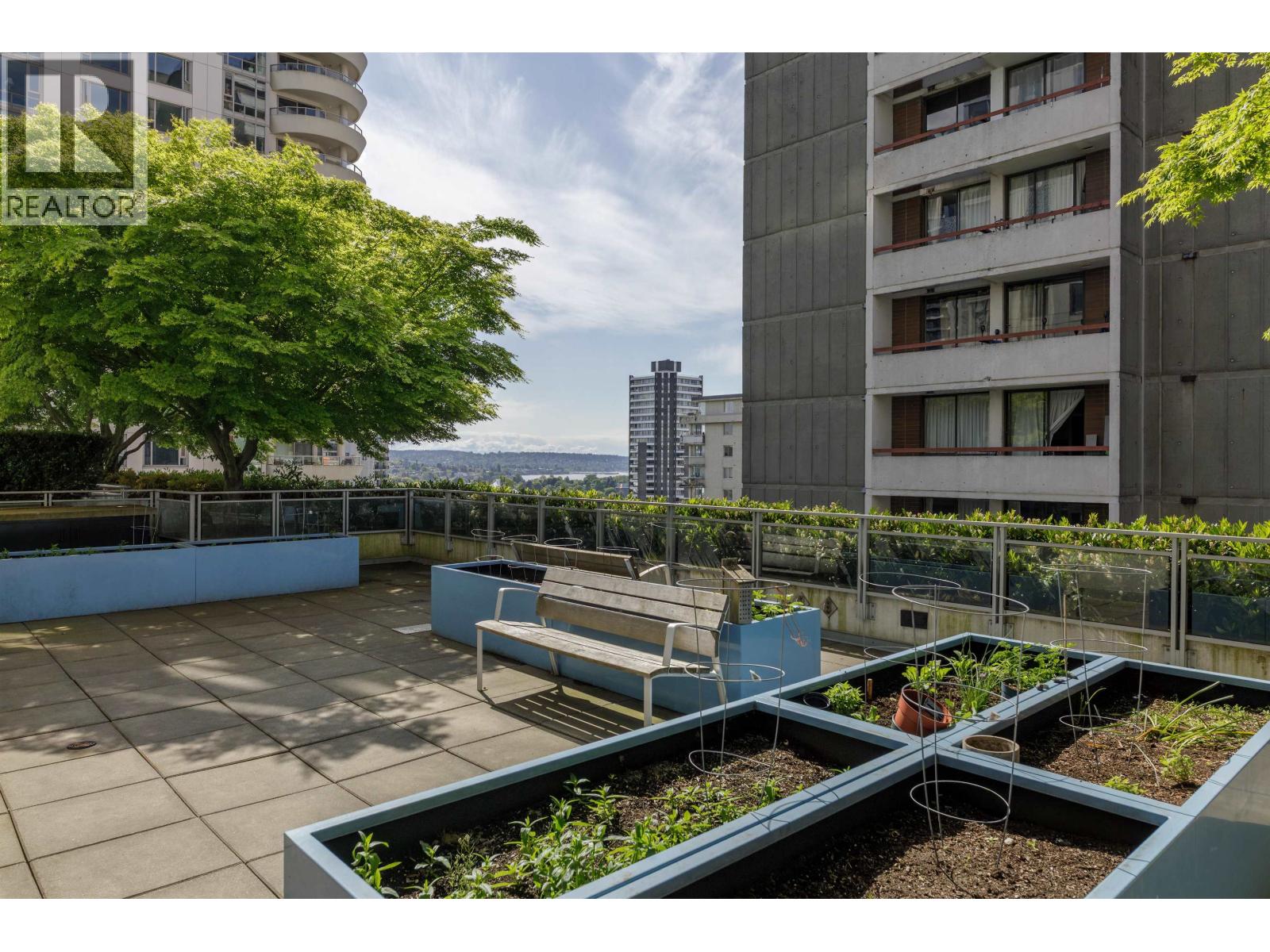 Photo 12 of 608 1009 Harwood Street, Vancouver BC