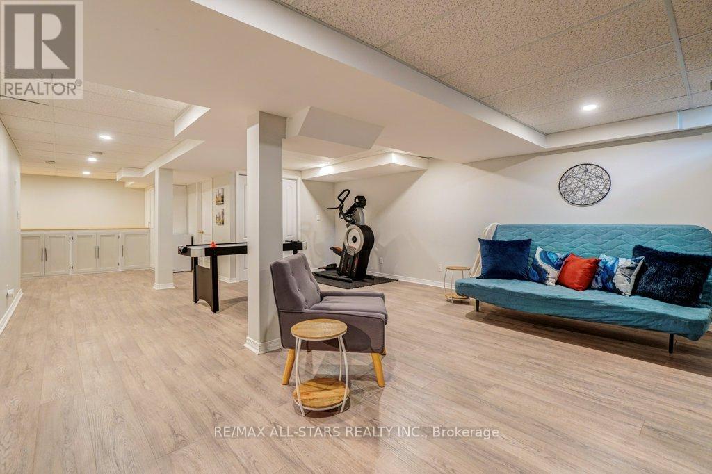 Photo 41 of 54 Cosmos Avenue, Uxbridge ON