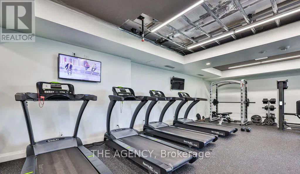 Photo 4 of 301 3600 Highway 7, Vaughan ON