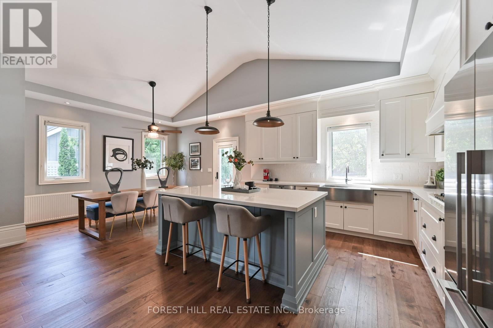 Photo 10 of 24 Lloyd Street, Whitchurchstouffville ON