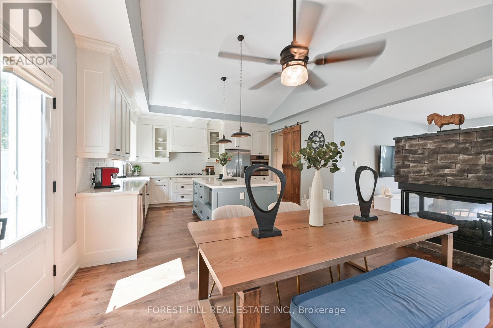 Photo 15 of 24 Lloyd Street, Whitchurchstouffville ON
