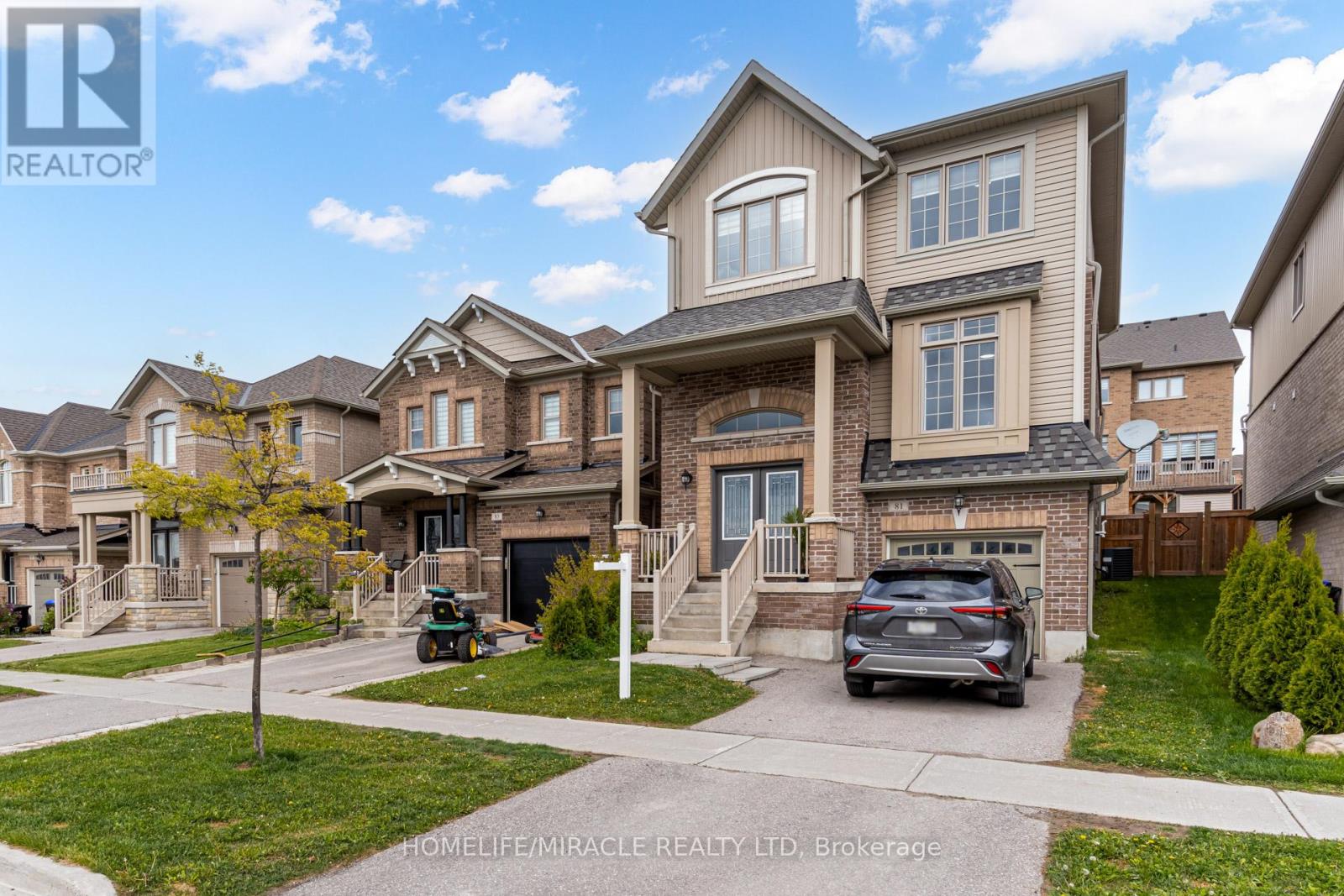 Photo 48 of 81 Willoughby Way, New Tecumseth ON