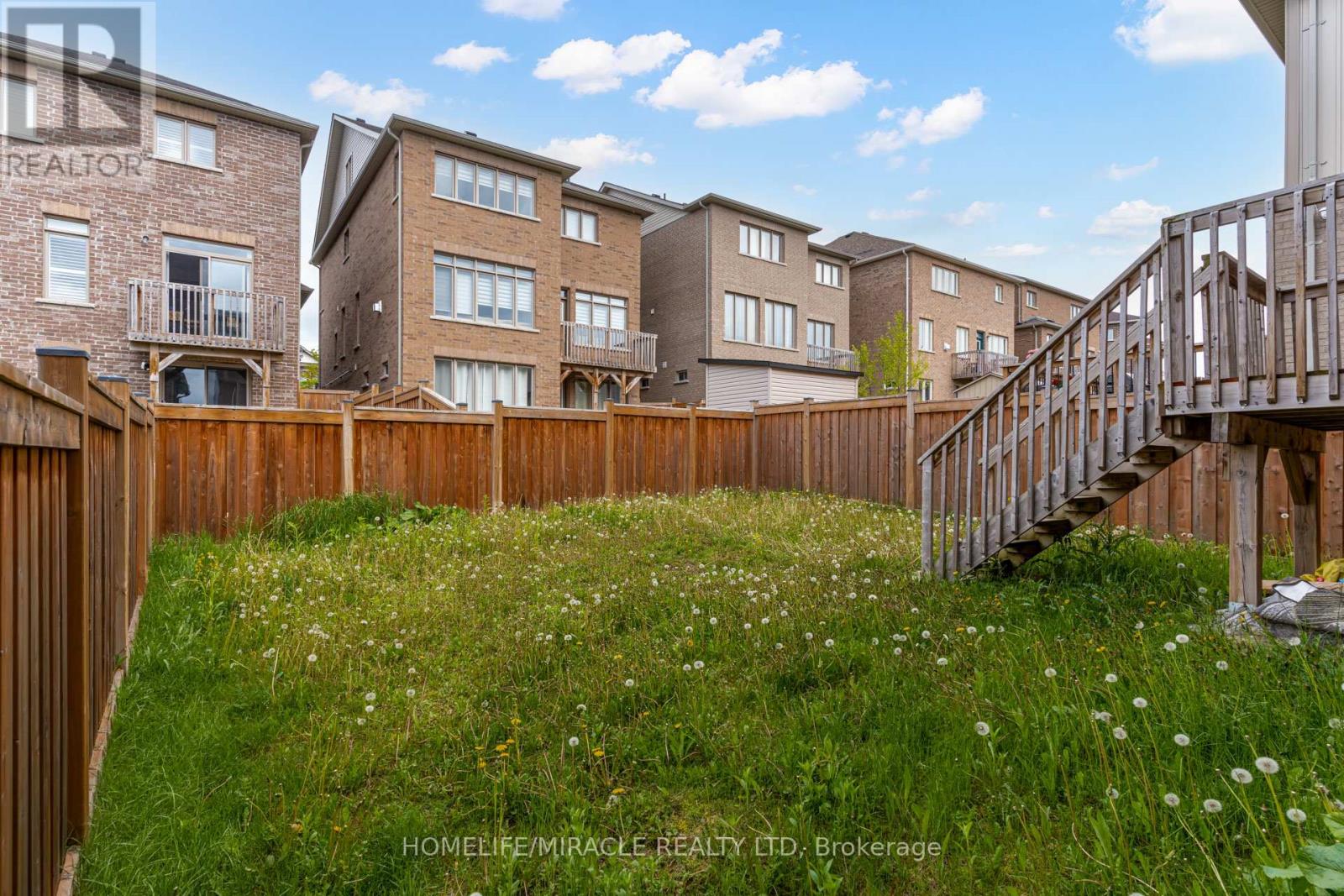 Photo 39 of 81 Willoughby Way, New Tecumseth ON