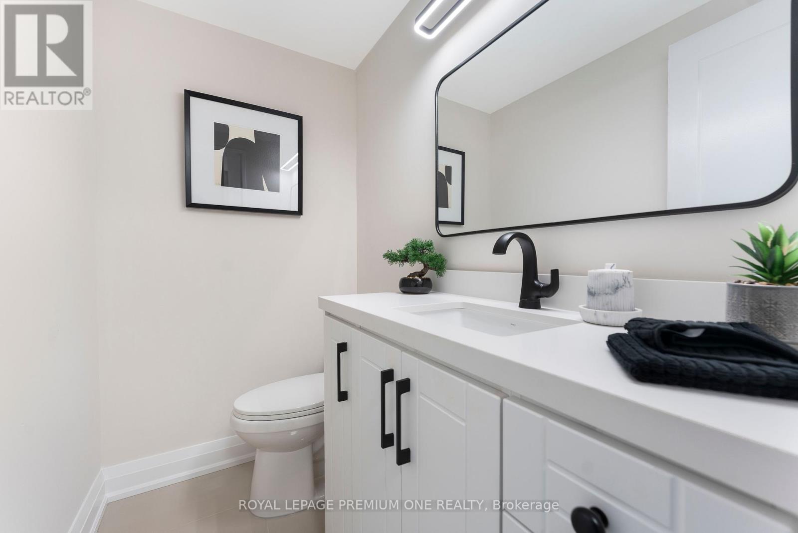 Photo 1 of 608 60 Southport Street, Toronto ON