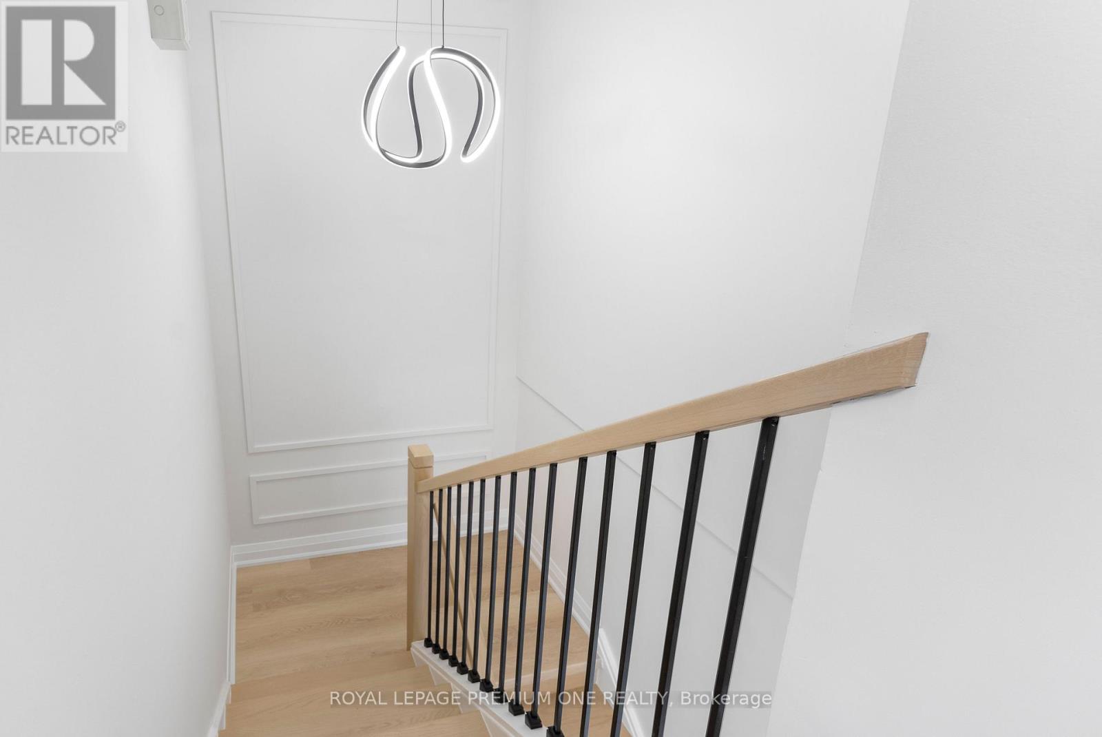 Photo 3 of 608 60 Southport Street, Toronto ON