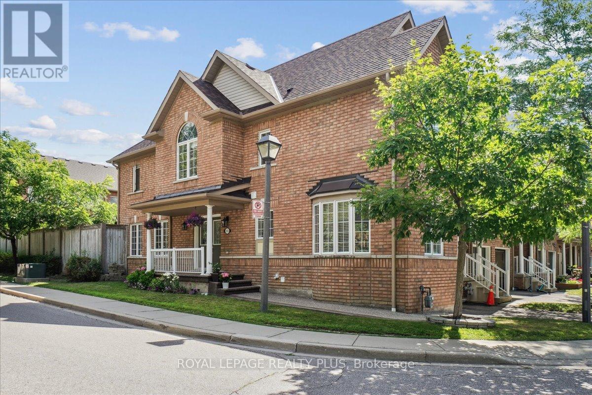 Photo 6 of 221 7360 Zinnia Place, Mississauga ON