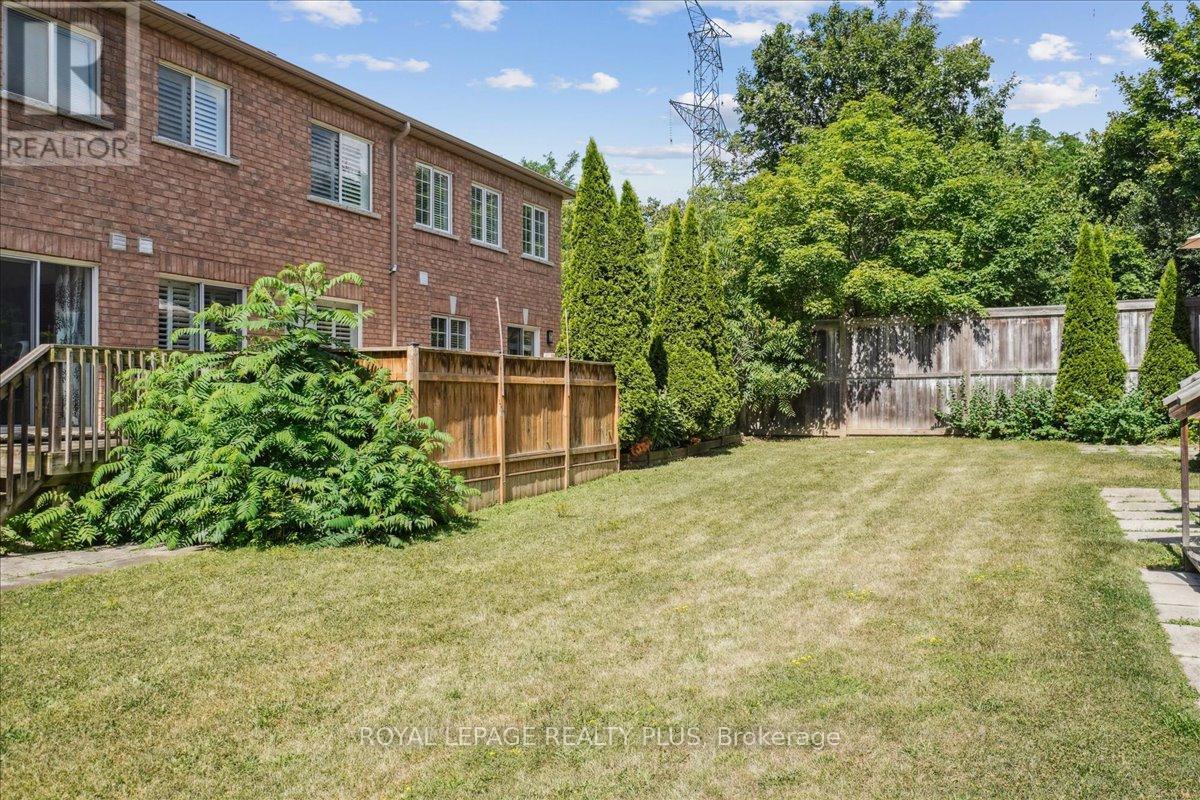 Photo 21 of 221 7360 Zinnia Place, Mississauga ON