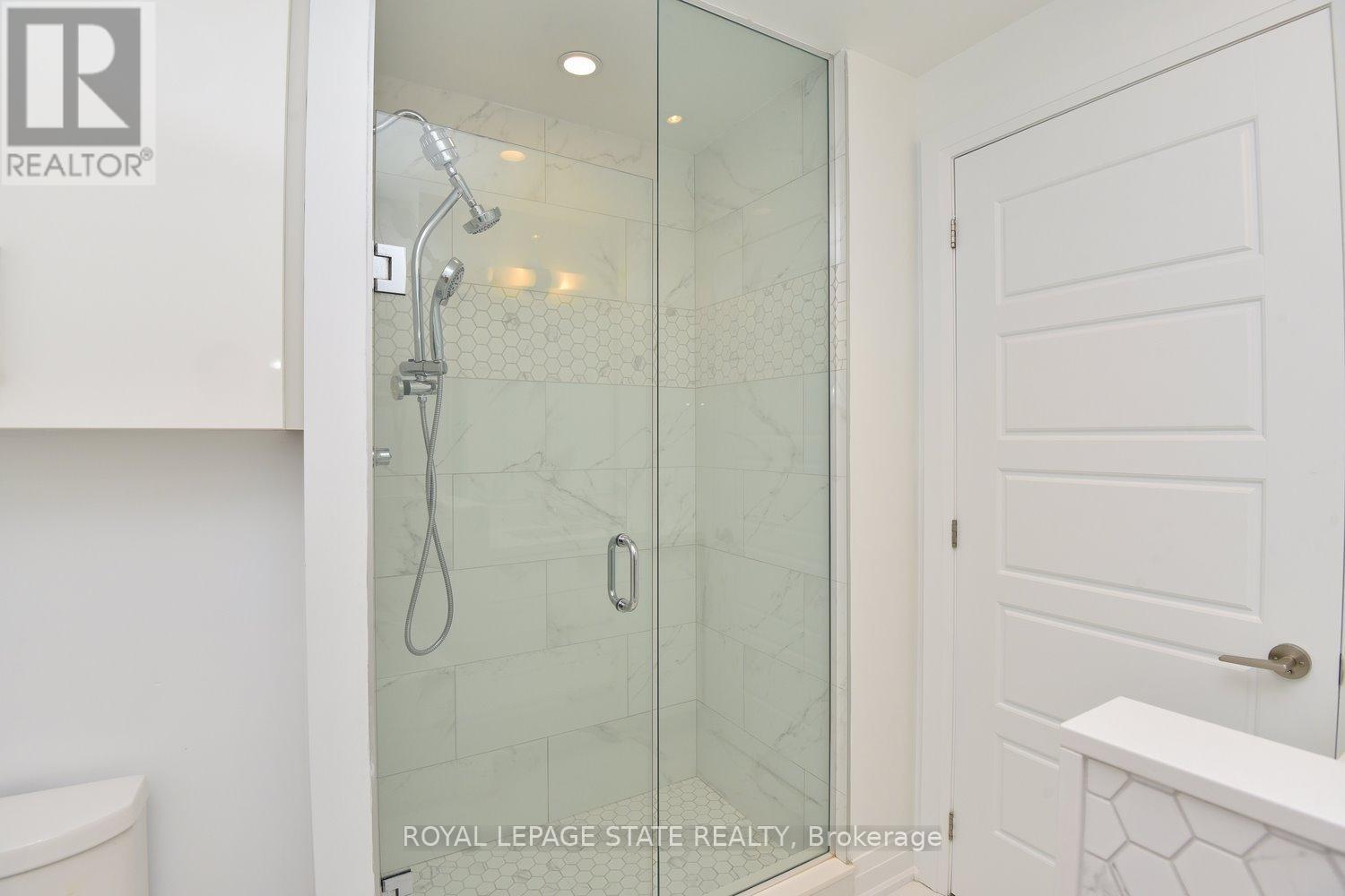 Photo 38 of 1006 2025 Maria Street, Burlington ON