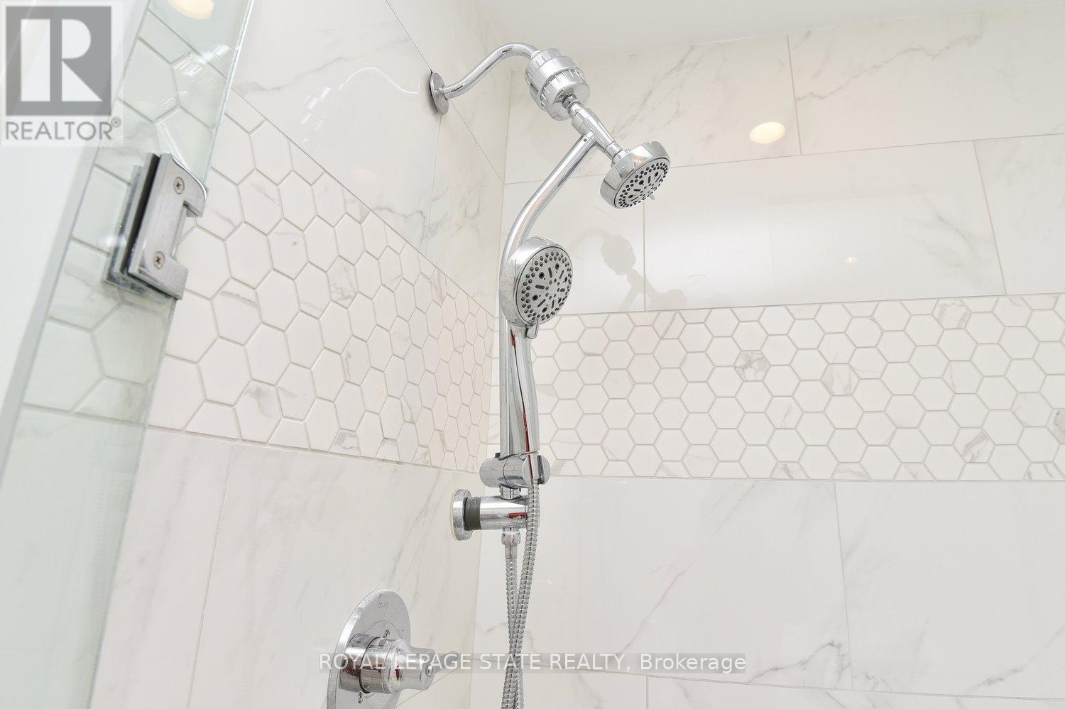 Photo 16 of 1006 2025 Maria Street, Burlington ON
