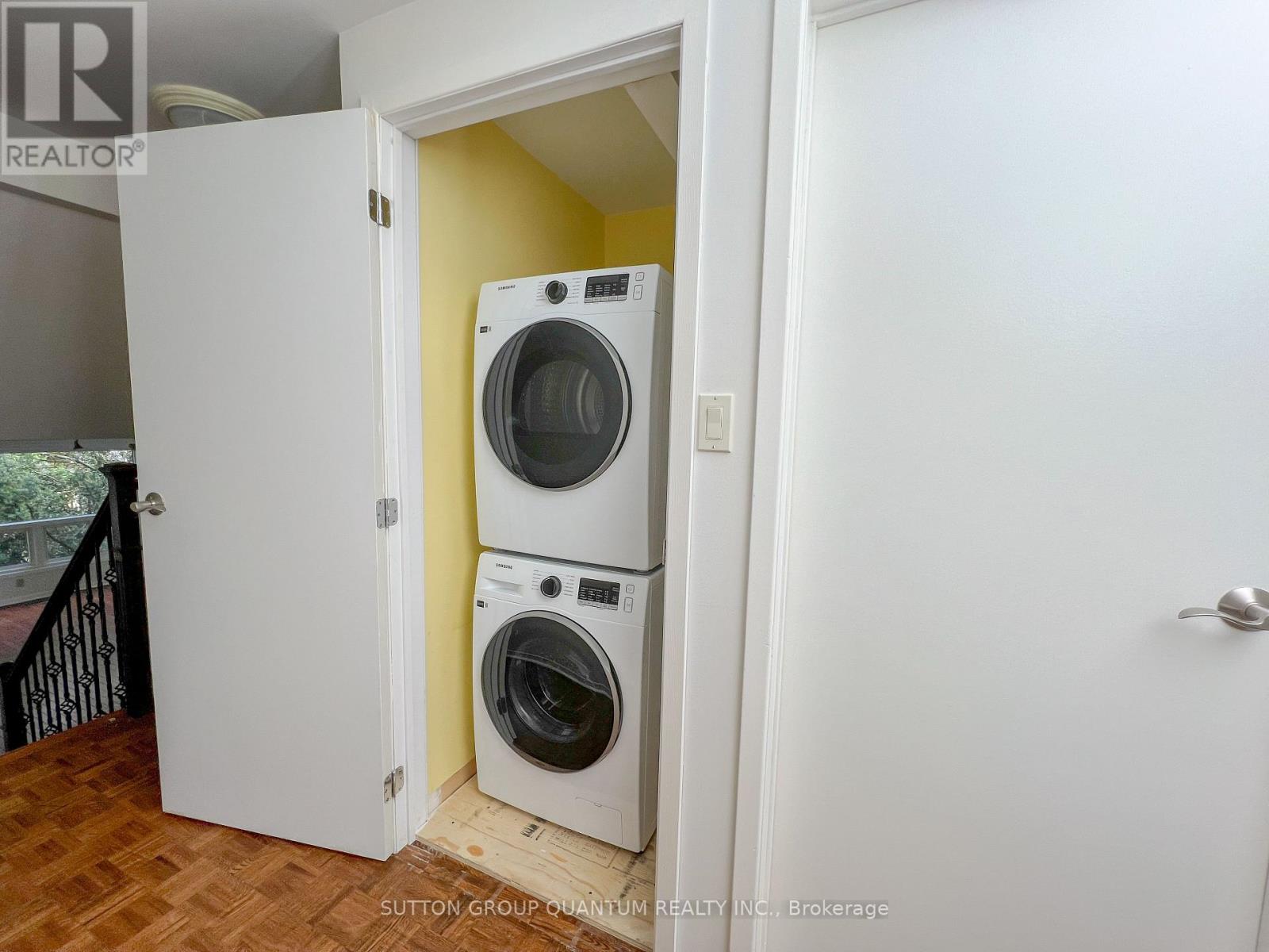 Photo 28 of 4262 Jefton Crescent, Mississauga ON
