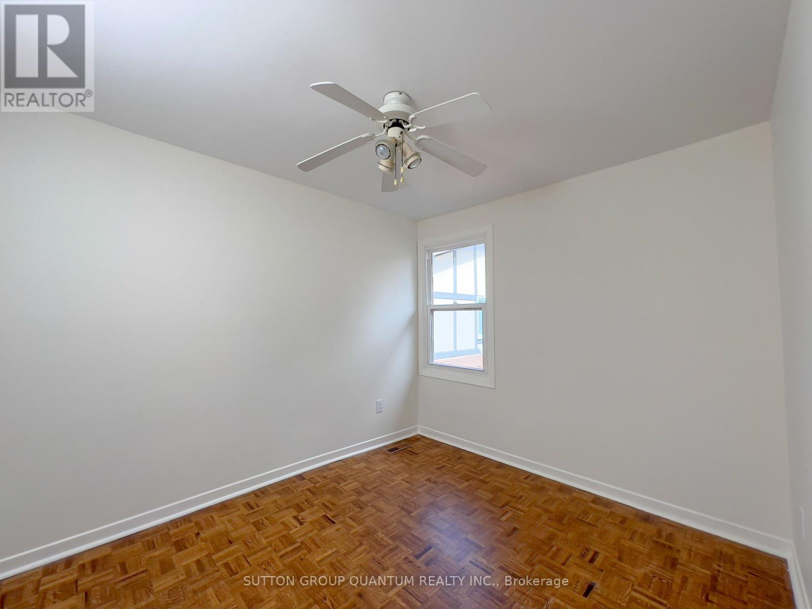 Photo 21 of 4262 Jefton Crescent, Mississauga ON