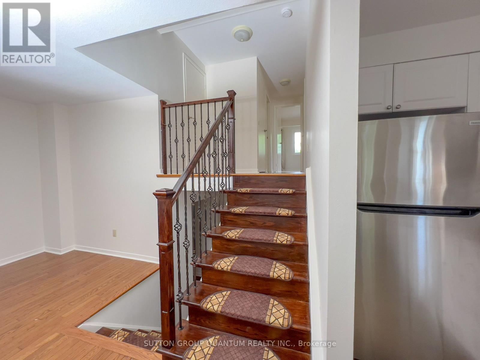 Photo 15 of 4262 Jefton Crescent, Mississauga ON