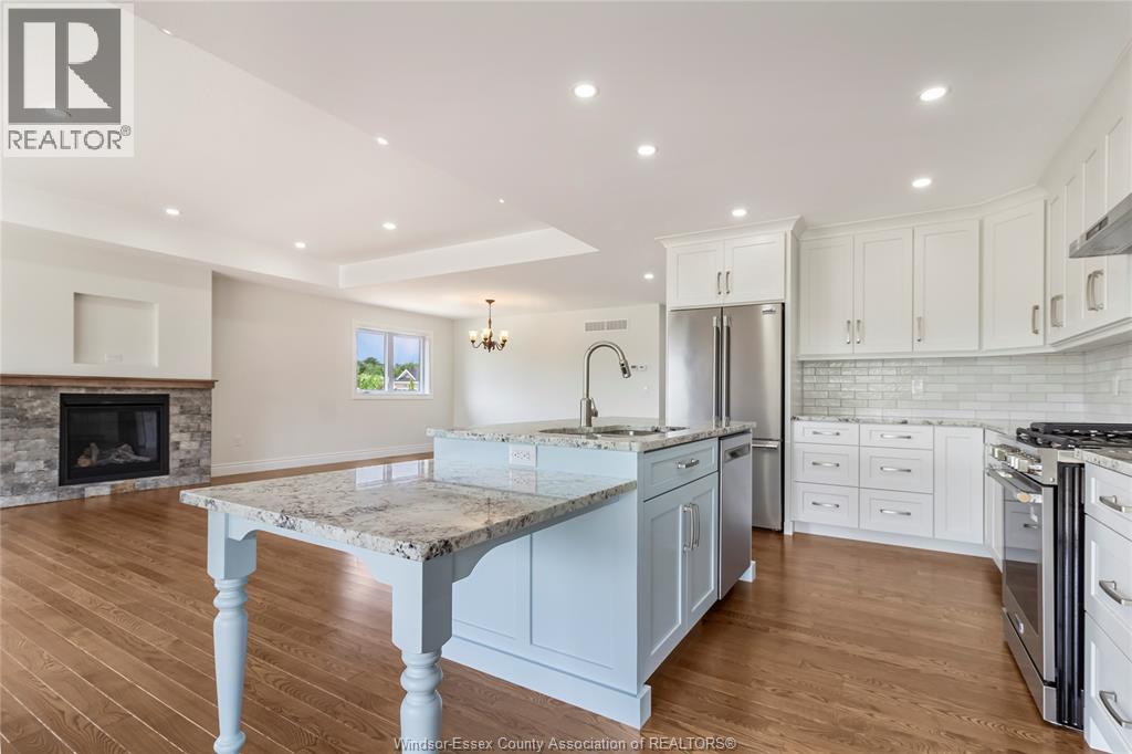 Photo 29 of 68 Belleview Drive, Cottam ON