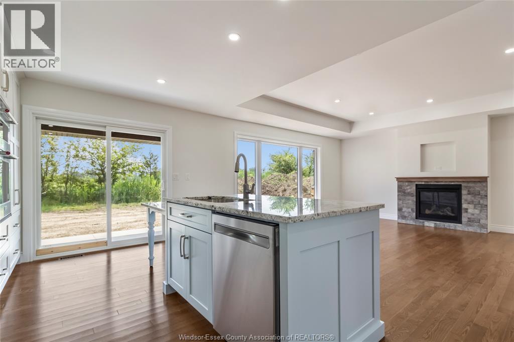 Photo 30 of 68 Belleview Drive, Cottam ON