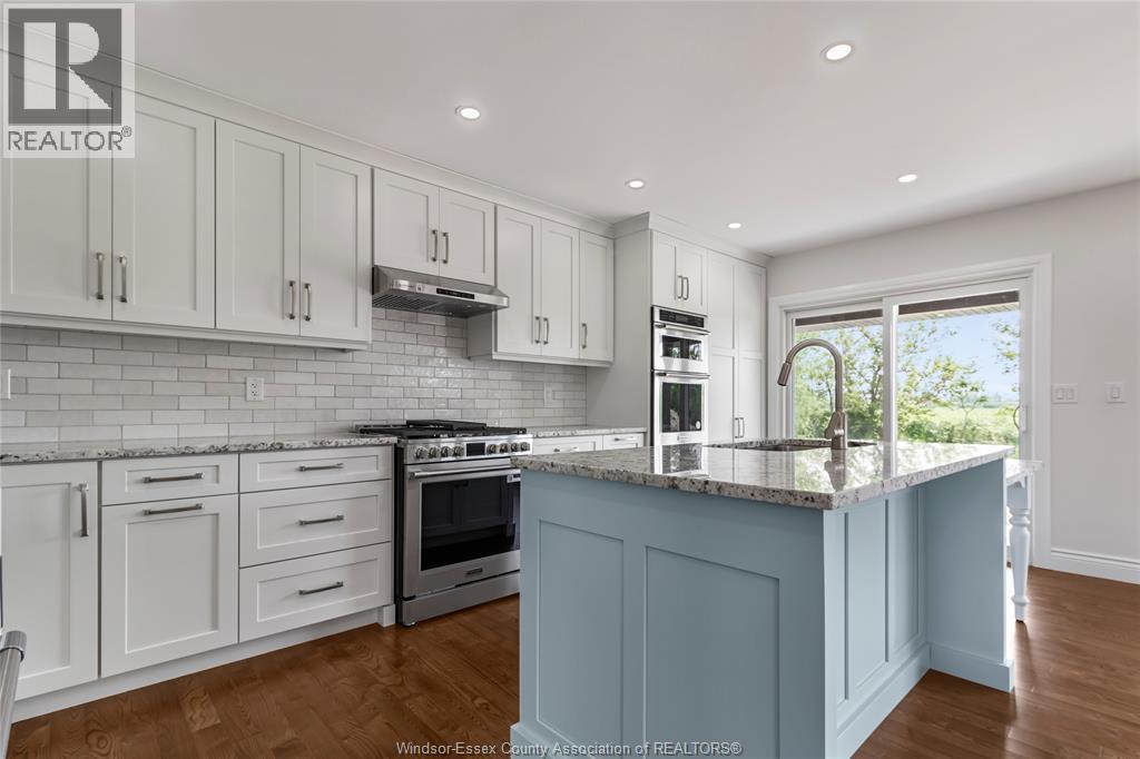 Photo 31 of 68 Belleview Drive, Cottam ON